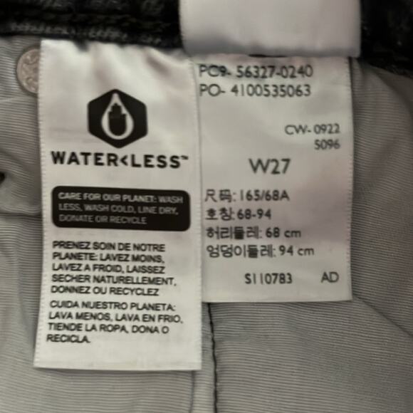 Levi’s 501 high rise premium jean shorts black 27 NWT - Picture 11 of 12